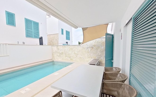 Resale - Bungalow -
Pilar de la Horadada - El Mojón