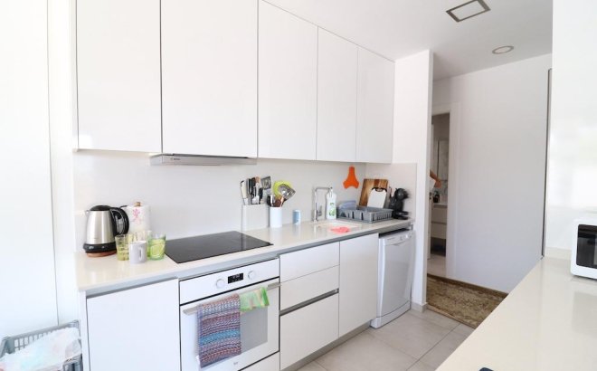 Herverkoop - Villa -
San Miguel de Salinas - Inland