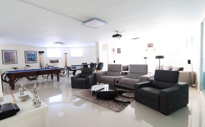 Resale - Villa -
Ciudad Quesada - Costa Blanca