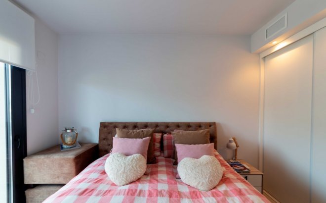 Resale - Apartment -
Playa Flamenca - Costa Blanca