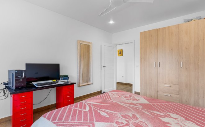 Resale - Villa -
Los Montesinos - Costa Blanca