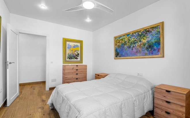 Resale - Villa -
Los Montesinos - Costa Blanca