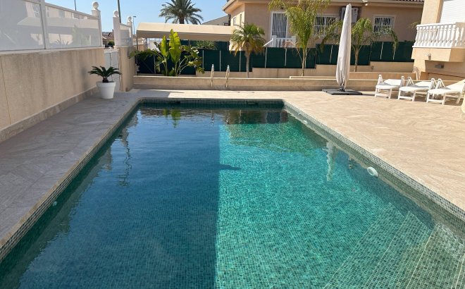 Revente - Villa -
Ciudad Quesada - Benimar