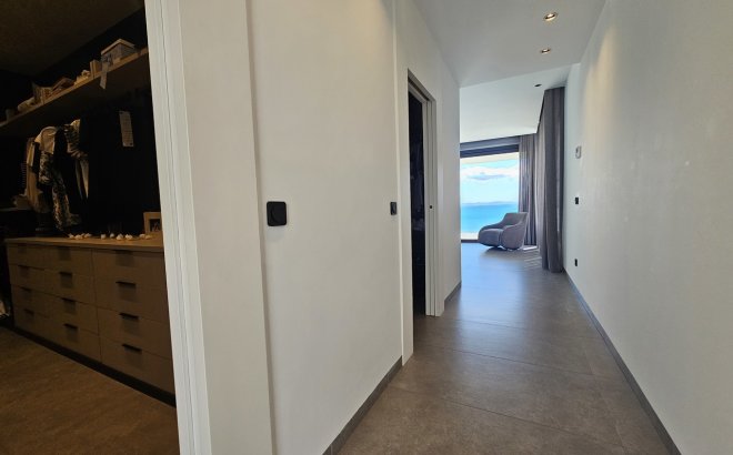 Resale - Villa -
Cabo Roig - Costa Blanca