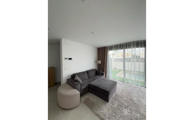 Revente - Villa -
Benijofar