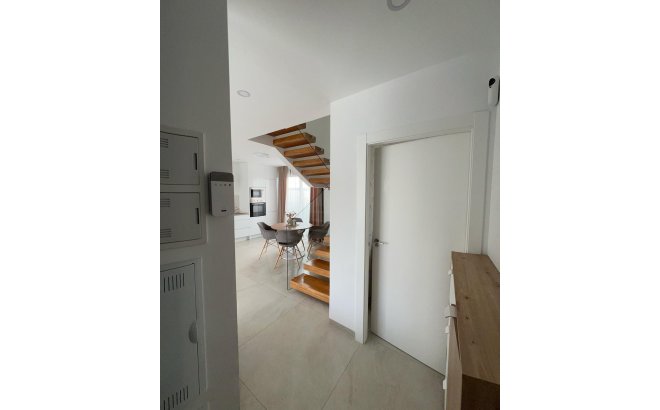 Revente - Villa -
Benijofar