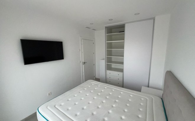 Revente - Villa -
Benijofar