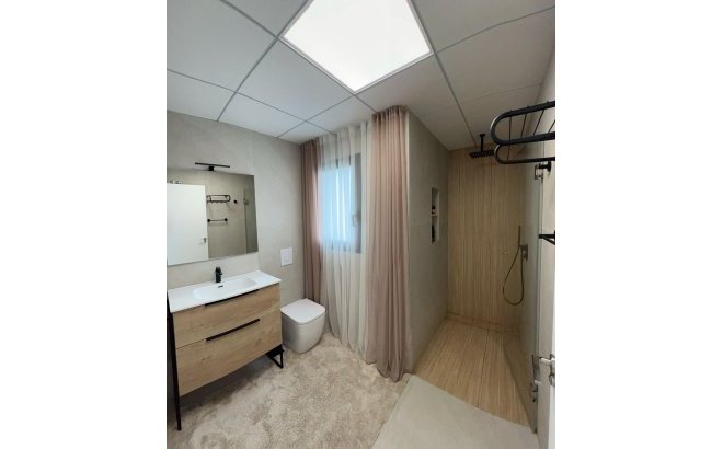 Revente - Villa -
Benijofar