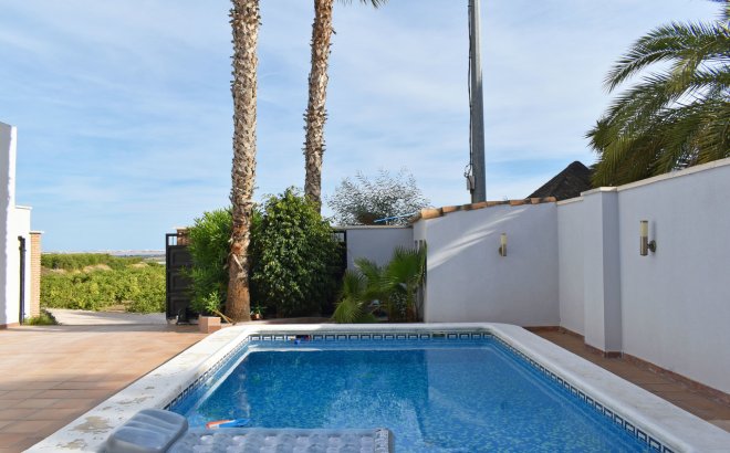 Resale - Villa -
Torremendo - Costa Blanca