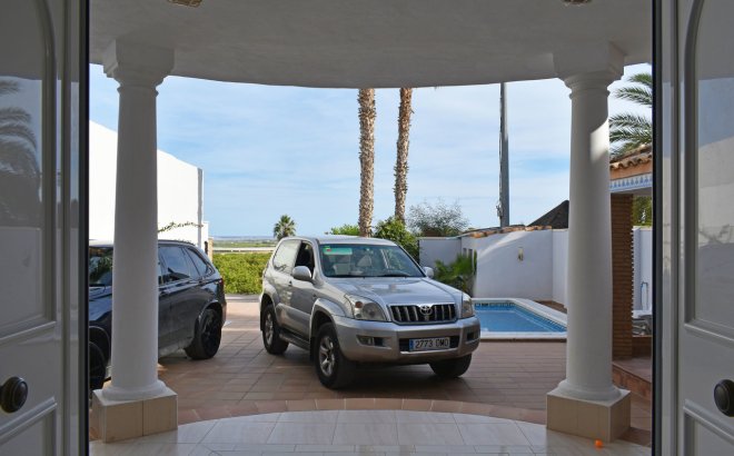 Resale - Villa -
Torremendo - Costa Blanca