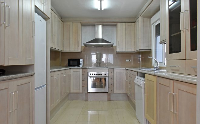 Resale - Villa -
Torremendo - Costa Blanca