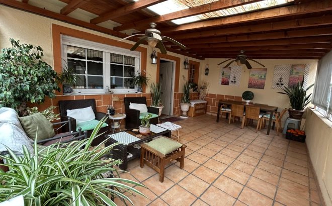 Resale - Villa -
Los Montesinos - Costa Blanca