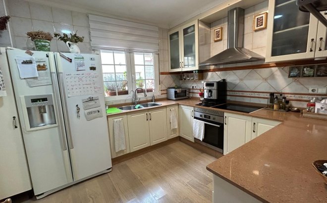 Resale - Villa -
Los Montesinos - Costa Blanca