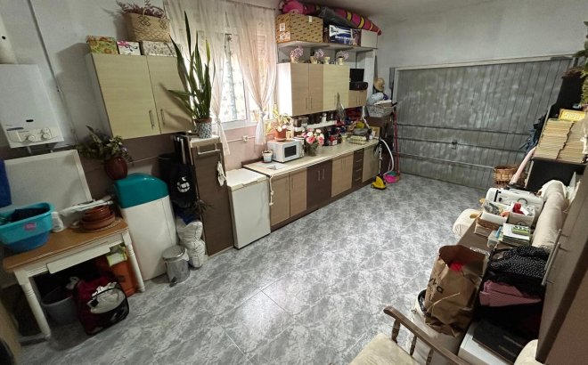 Resale - Villa -
Los Montesinos - Costa Blanca