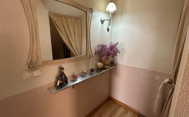 Resale - Villa -
Los Montesinos - Costa Blanca