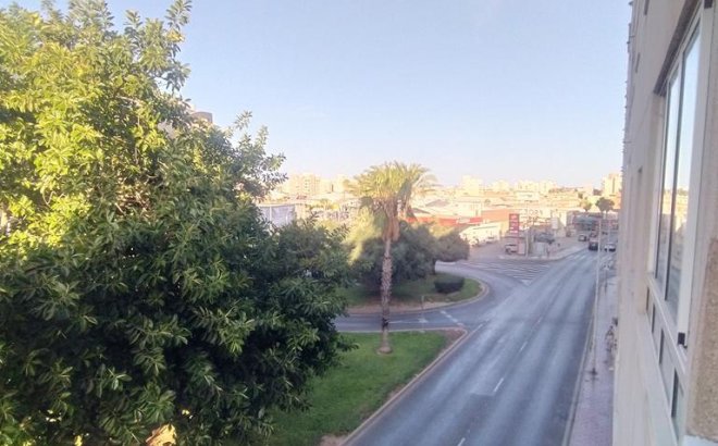 Resale - Apartment -
Torrevieja - El Molino