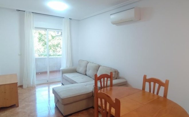 Resale - Apartment -
Torrevieja - El Molino