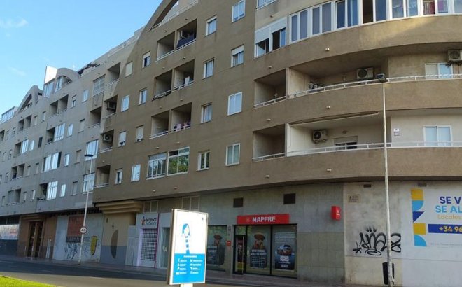 Resale - Apartment -
Torrevieja - El Molino