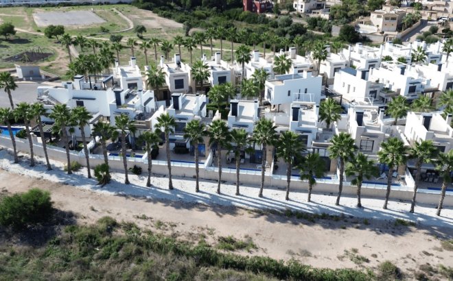 Resale - Villa -
Orihuela Costa - Costa Blanca