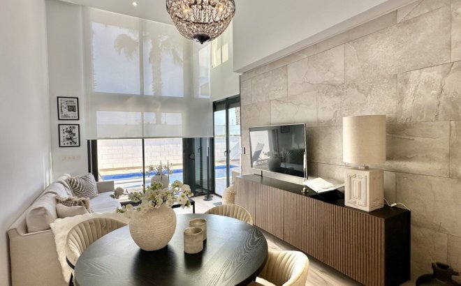 Resale - Villa -
Orihuela Costa - Costa Blanca