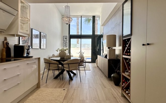 Resale - Villa -
Orihuela Costa - Costa Blanca