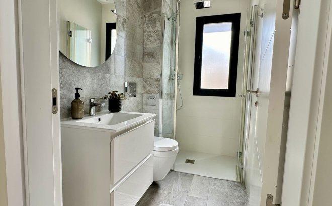 Resale - Villa -
Orihuela Costa - Costa Blanca