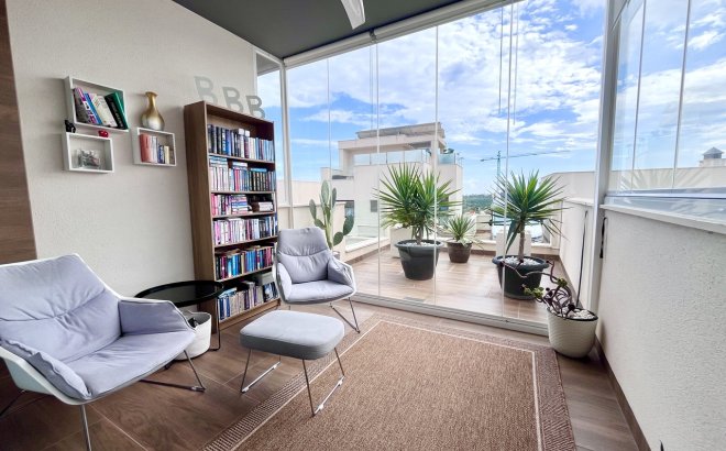 Resale - Apartment -
San Miguel de Salinas - Inland