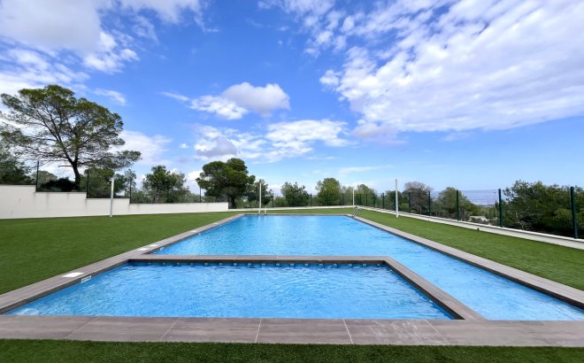 Resale - Apartment -
San Miguel de Salinas - Inland