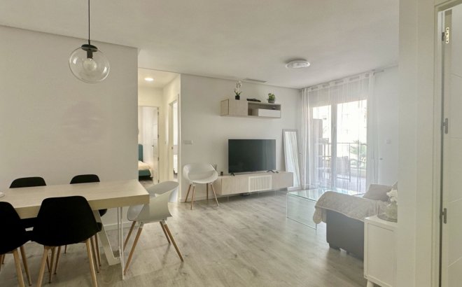 Resale - Apartment -
Orihuela Costa - Costa Blanca