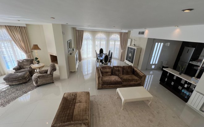 Resale - Villa -
Ciudad Quesada - Costa Blanca