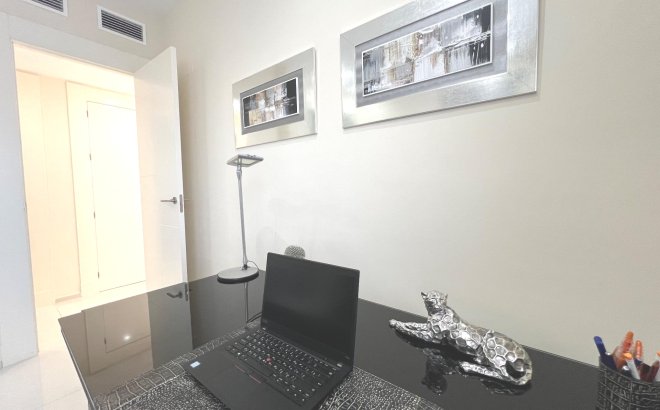 Resale - Villa -
Ciudad Quesada - Costa Blanca