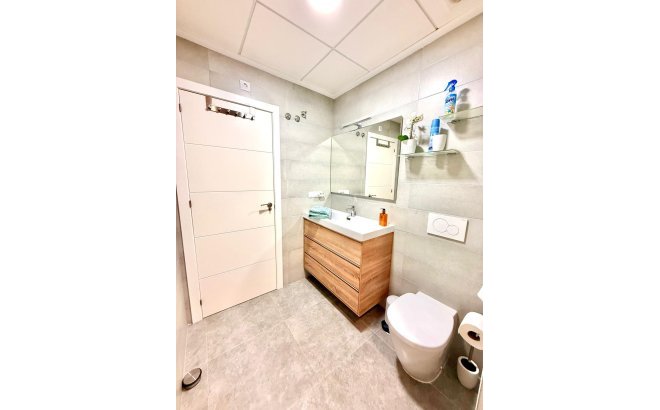 Revente - Appartement -
Orihuela Costa - Villamartín-las Filipinas