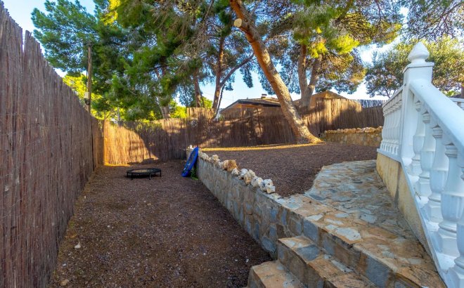 Resale - Villa -
Torrevieja - Los Balcones