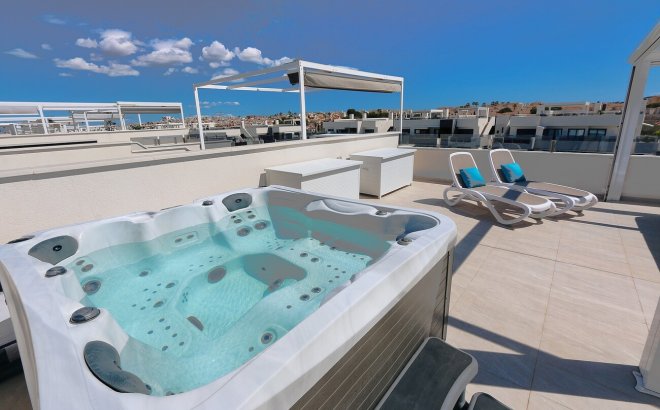 Resale - Penthouse -
Los Altos - Costa Blanca