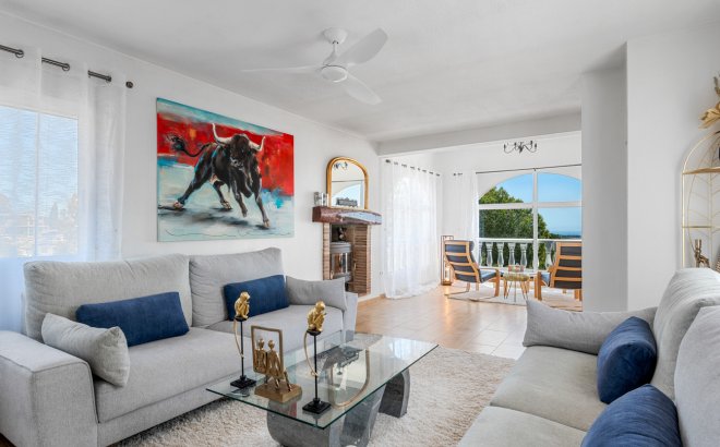 Resale - Villa -
Pinar de Campoverde - Costa Blanca