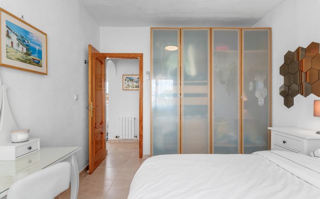 Resale - Villa -
Pinar de Campoverde - Costa Blanca