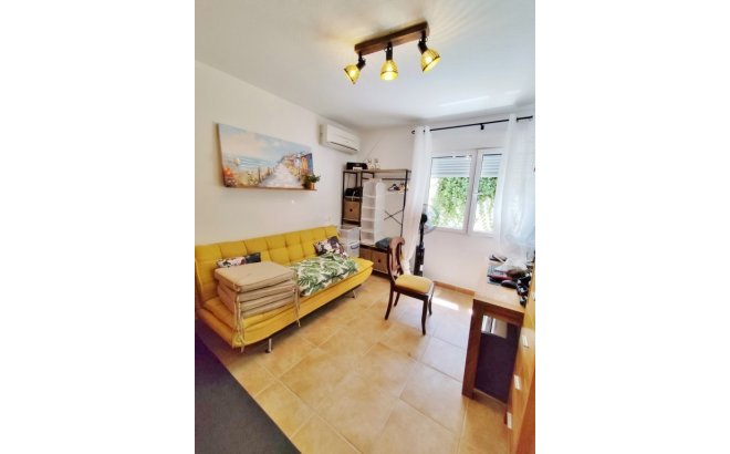 Resale - Villa -
San Miguel de Salinas - Inland