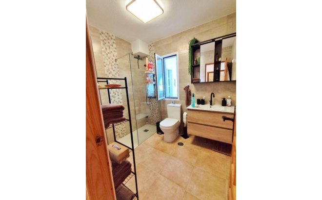 Resale - Villa -
San Miguel de Salinas - Inland