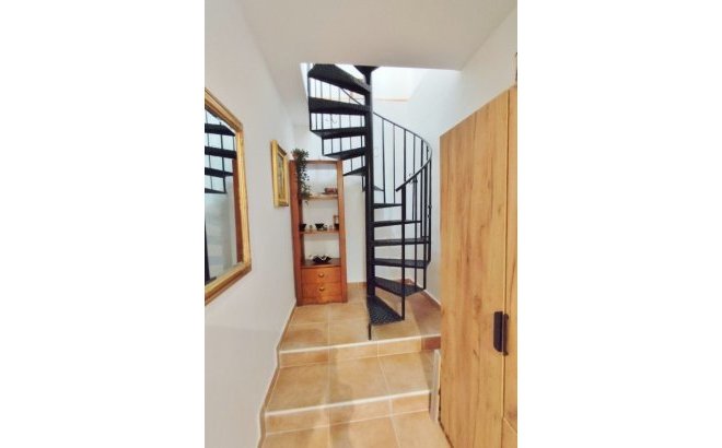 Resale - Villa -
San Miguel de Salinas - Inland