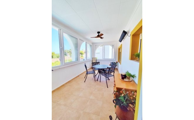 Resale - Villa -
San Miguel de Salinas - Inland