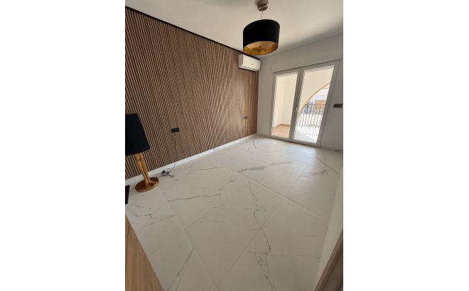 Revente - Apartment Penthouse -
Torrevieja - Costa Blanca