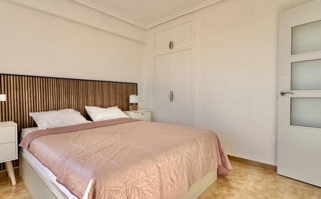 Resale - Apartment -
Orihuela Costa - Costa Blanca