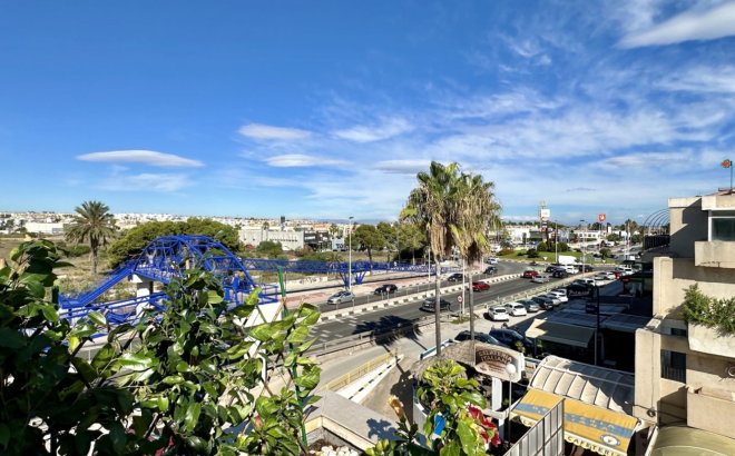 Resale - Apartment -
Orihuela Costa - Costa Blanca