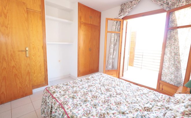 Revente - Appartement -
Torrevieja - La Veleta