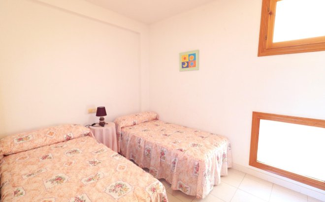 Revente - Appartement -
Torrevieja - La Veleta