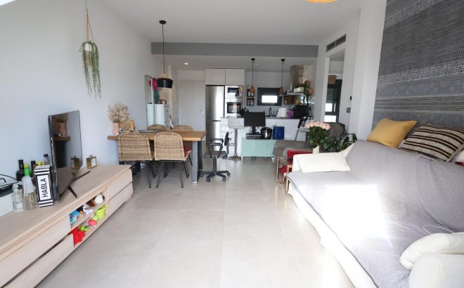 Resale - Bungalow -
Pilar de la Horadada - Costa Blanca