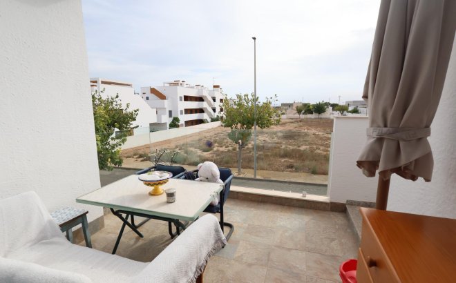 Resale - Bungalow -
Pilar de la Horadada - Costa Blanca