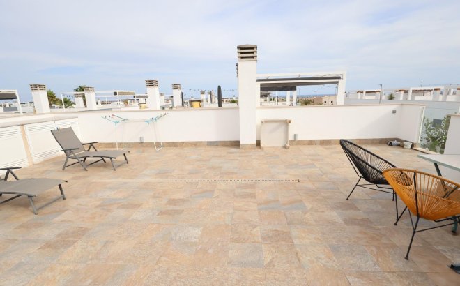 Resale - Bungalow -
Pilar de la Horadada - Costa Blanca