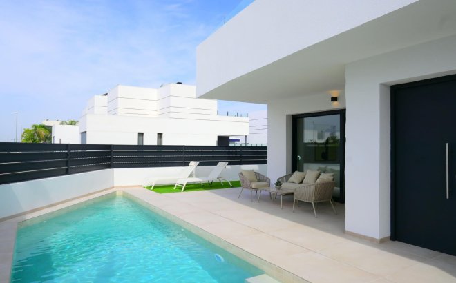 New Build - Semidetached -
Dolores - polideportivo