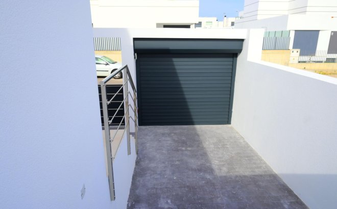 New Build - Semidetached -
Dolores - polideportivo